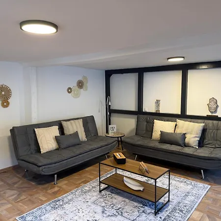 Vetera Sayn - Historisch Wohnen, Modern Geniessen Auf 2 Etagen Apartament