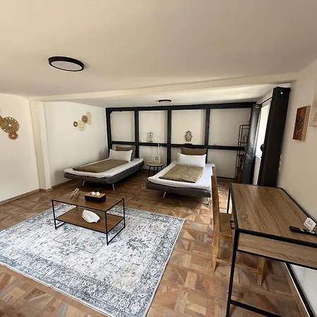 Apartament Vetera Sayn - Historisch Wohnen, Modern Geniessen Auf 2 Etagen *